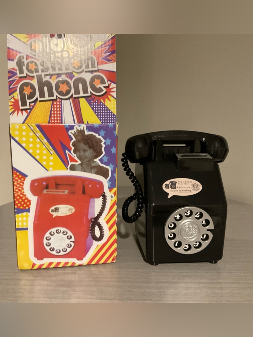 Retro Style Rotary Desk Phone Bank